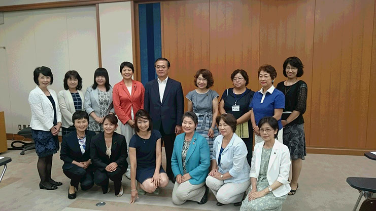 栃木県女性議員連盟研修会集合写真